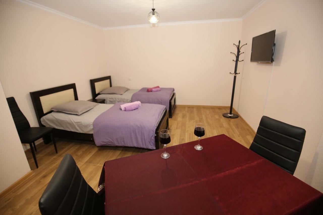 Guest House Zatika Tbilisi Esterno foto
