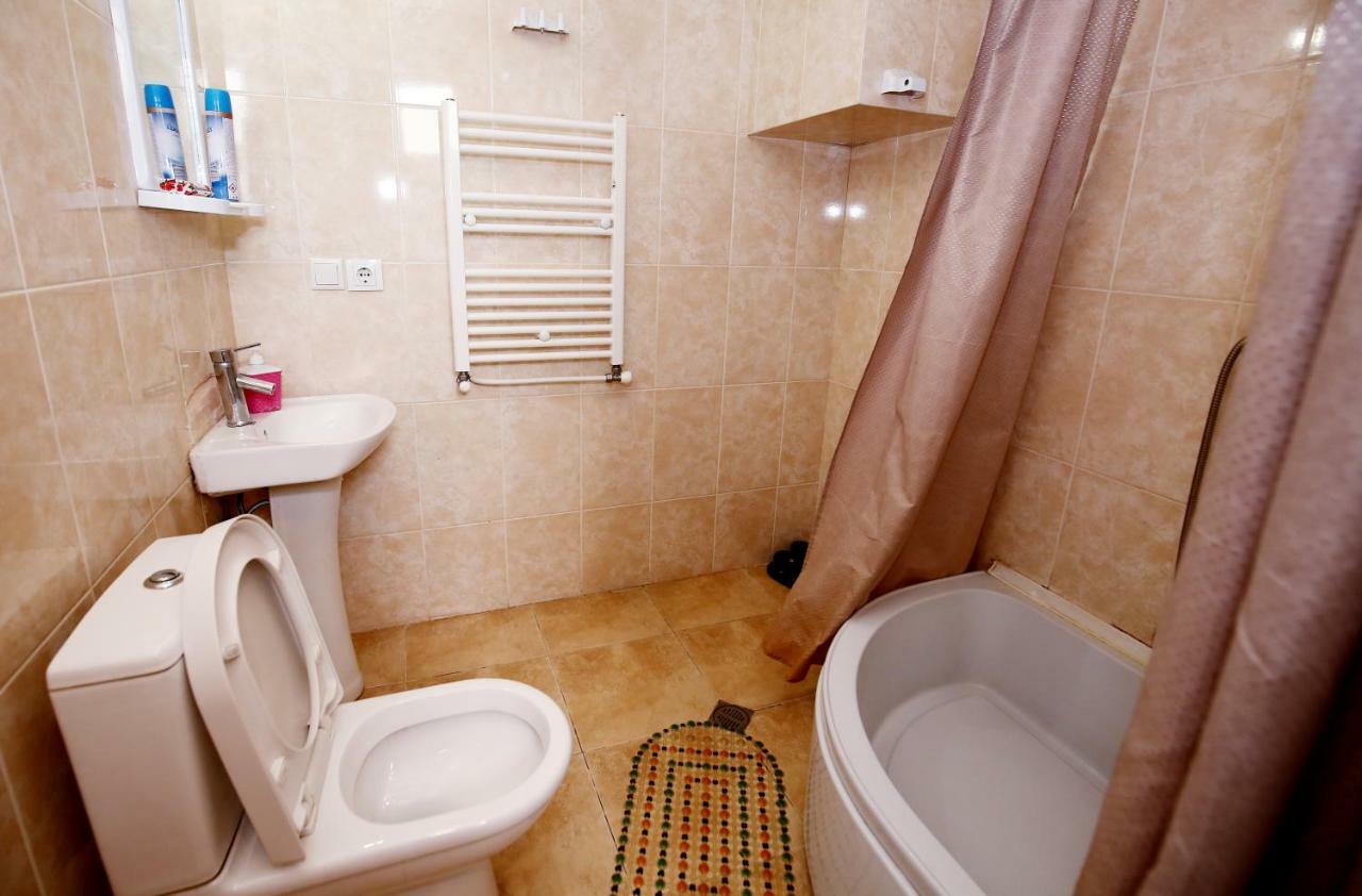 Guest House Zatika Tbilisi Esterno foto