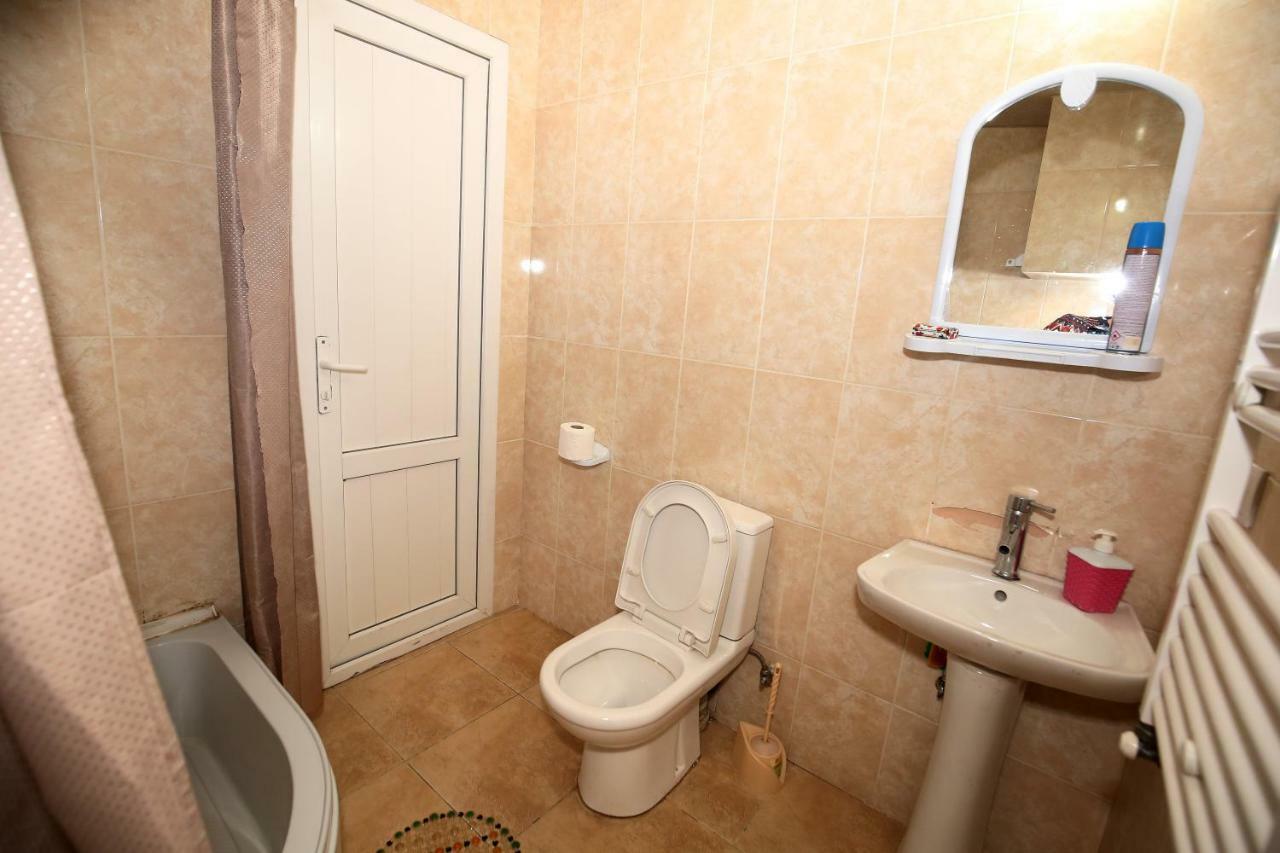 Guest House Zatika Tbilisi Esterno foto