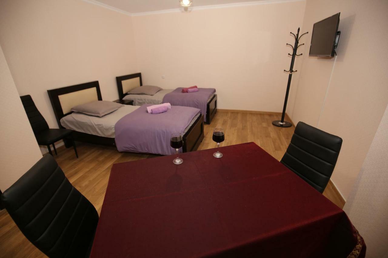 Guest House Zatika Tbilisi Esterno foto