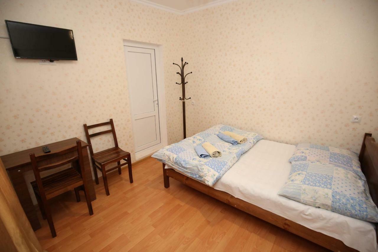 Guest House Zatika Tbilisi Esterno foto